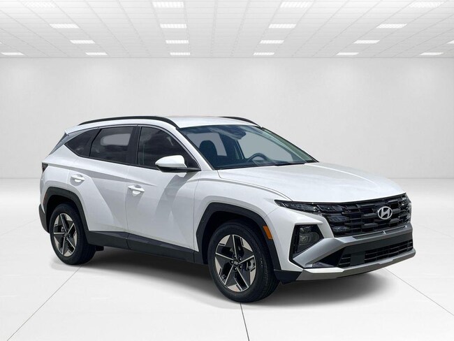 New 2026 Hyundai Tucson SEL FWD SUV near Belmont