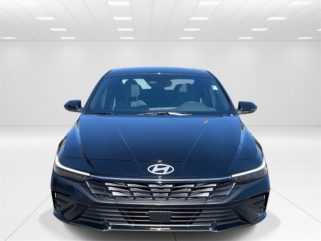 Certified 2025 Hyundai Elantra Hybrid Limited Sedan