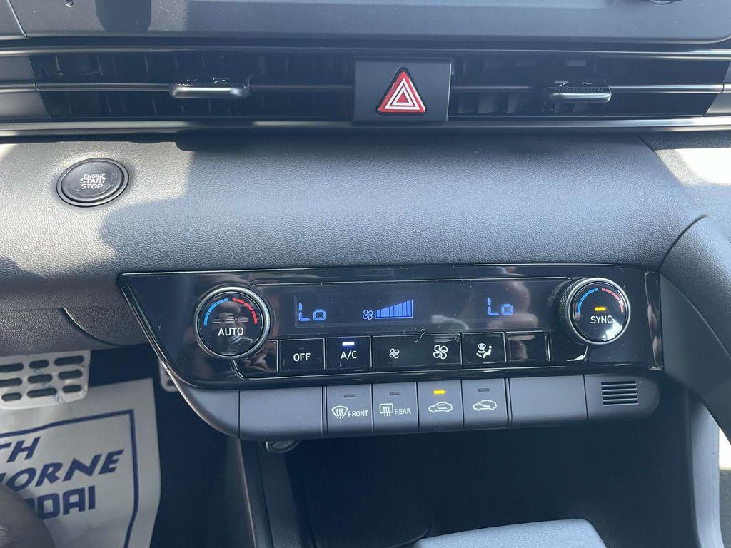 2025 Hyundai Elantra SEL - Photo 25