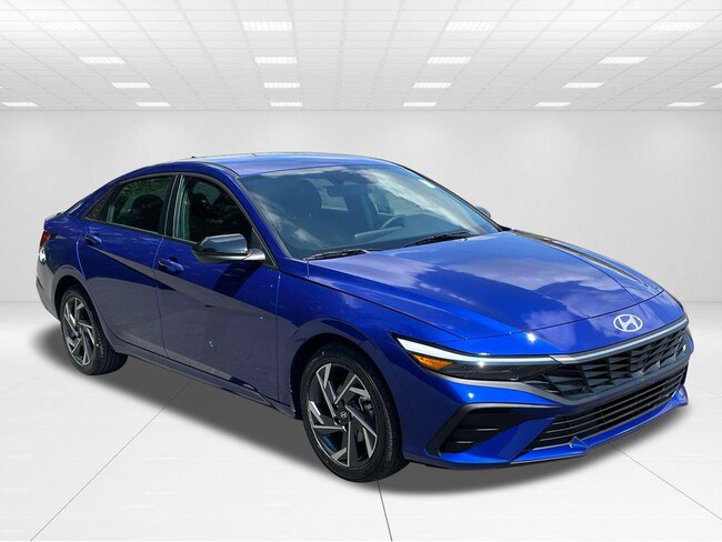 New 2025 Hyundai Elantra SEL Sport Sedan near Belmont