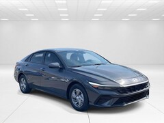 2026 Hyundai Elantra SE Sedan