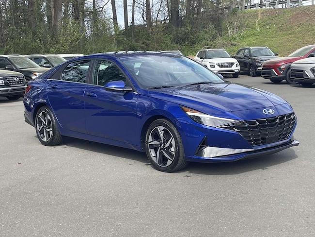 2022 Hyundai Elantra SEL Sedan
