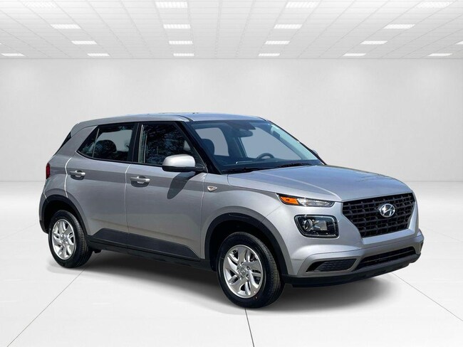 New 2026 Hyundai Venue SE SUV near Belmont