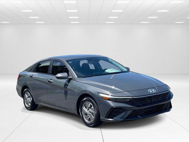 New 2026 Hyundai Elantra SE Sedan near Belmont