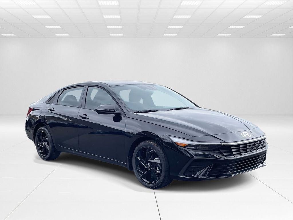 New 2026 Hyundai Elantra SEL Sport Sedan