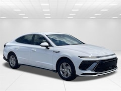 2025 Hyundai Sonata SE Sedan
