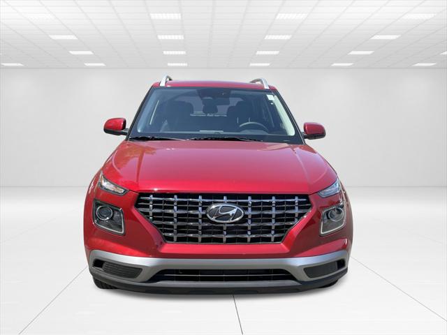 2025 Hyundai Venue SEL Limited photo 3