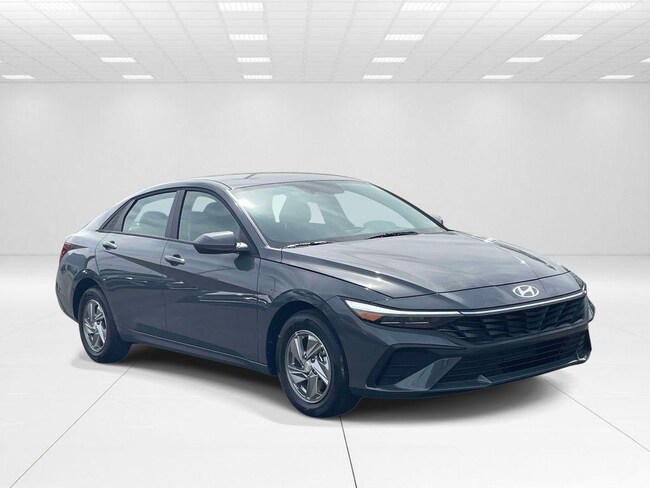 New 2026 Hyundai Elantra SE Sedan near Belmont