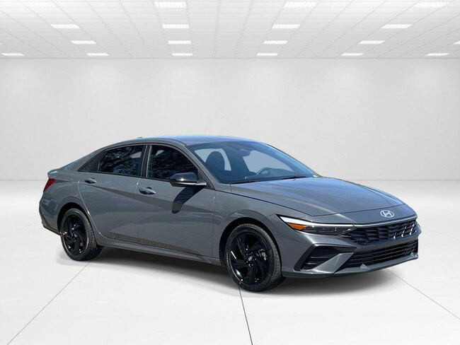 New 2026 Hyundai Elantra SEL Sport Sedan near Belmont