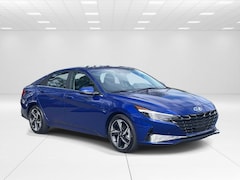 2022 Hyundai Elantra SEL Sedan