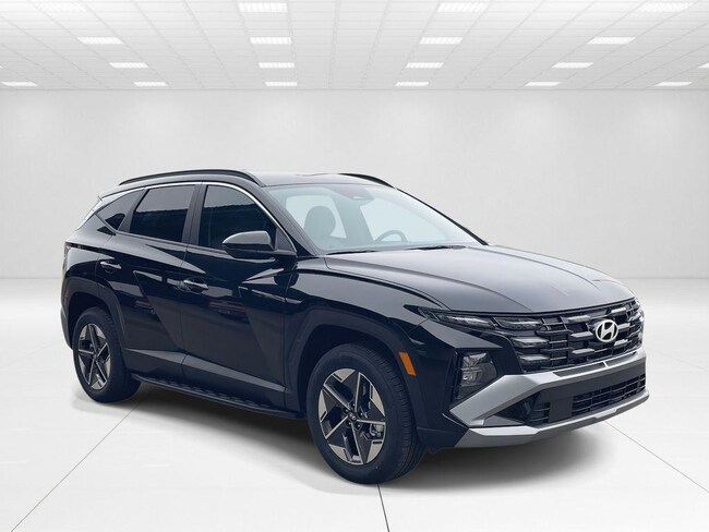 New 2026 Hyundai Tucson SEL AWD SUV near Belmont