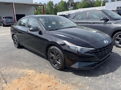 2022 Hyundai Elantra Hybrid Blue Sedan