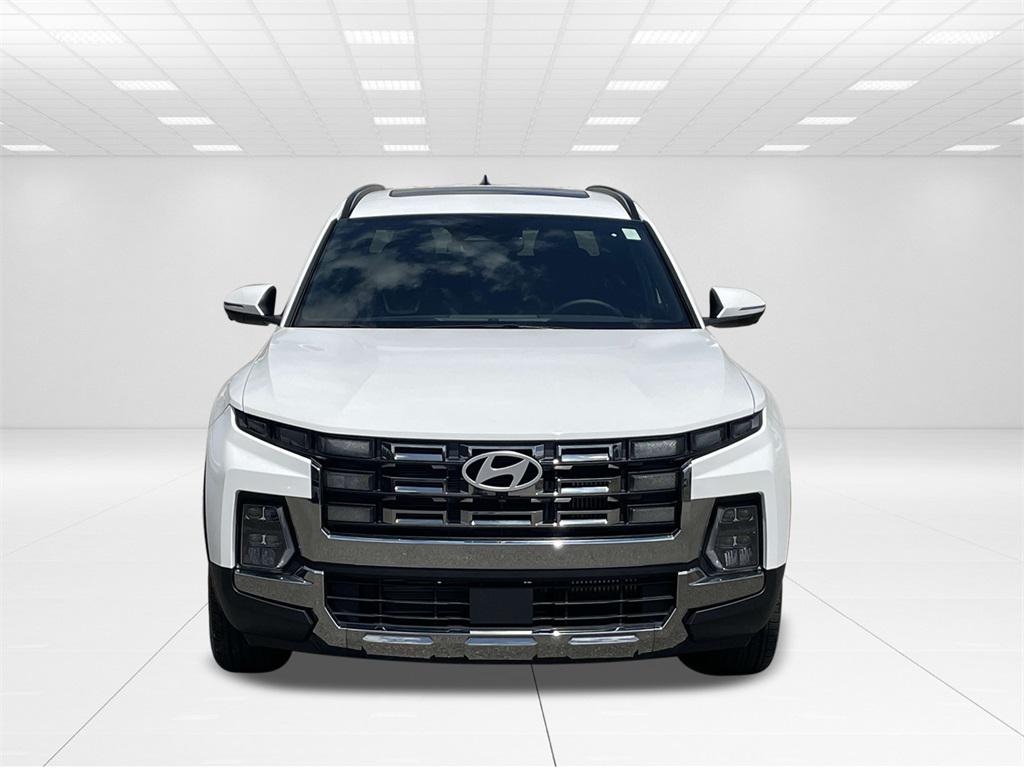 2025 Hyundai Santa Cruz Limited photo 2