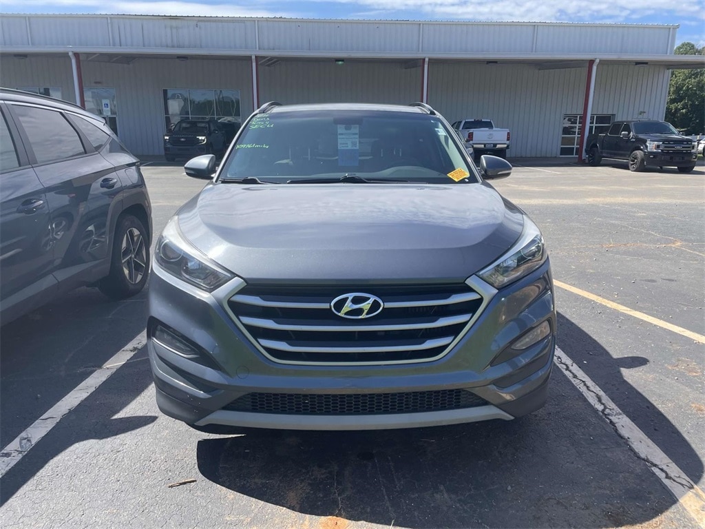 Used 2018 Hyundai Tucson Value with VIN KM8J33A29JU747597 for sale in Gastonia, NC