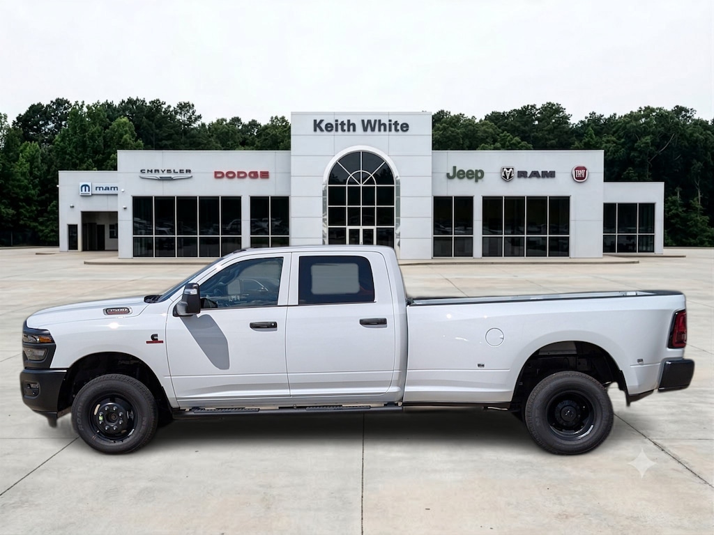 New 2026 Ram 3500 TRADESMAN CREW CAB 4X4 8' BOX Pickup