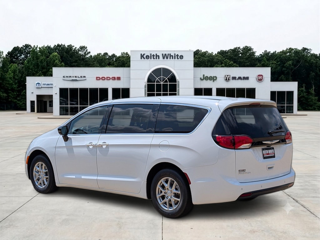 New 2027 Chrysler Pacifica LX Passenger Van