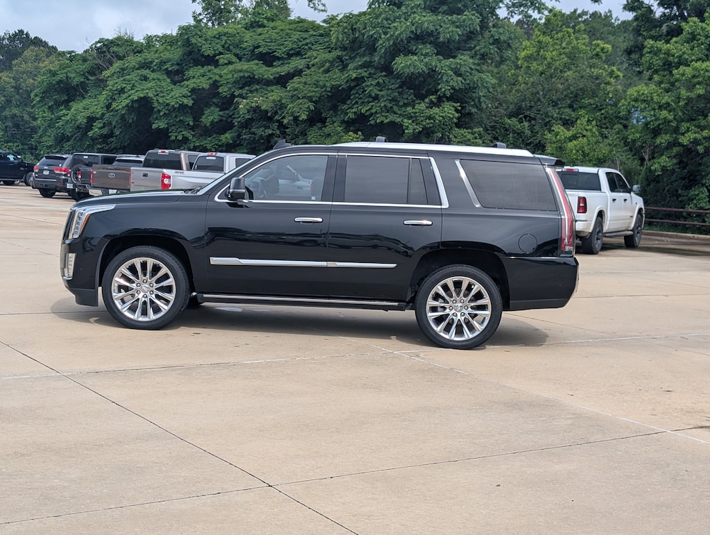 Used 2019 Cadillac Escalade Premium Luxury SUV
