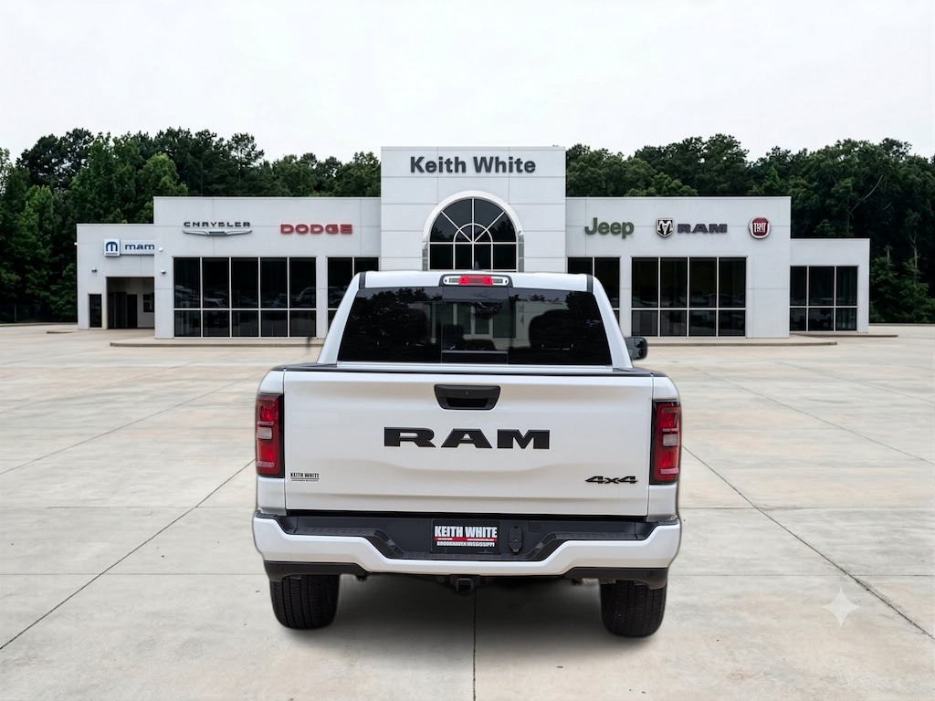 New 2026 Ram 1500 EXPRESS CREW CAB 4X4 5'7 BOX Pickup