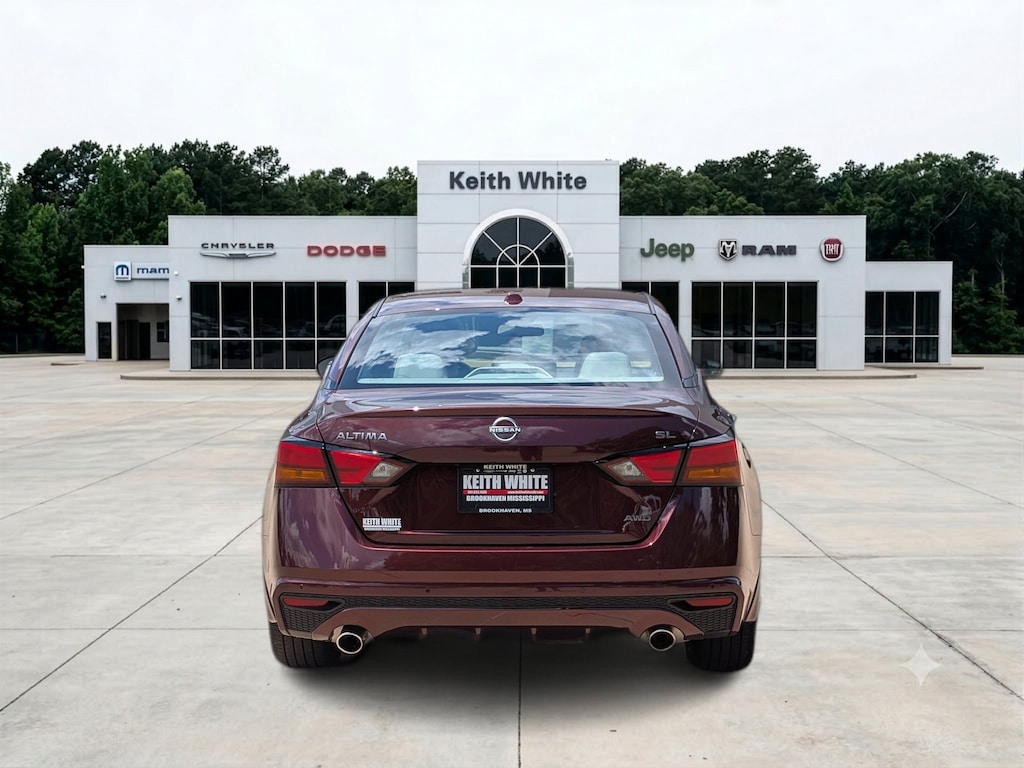 Used 2024 Nissan Altima 2.5 SL Sedan