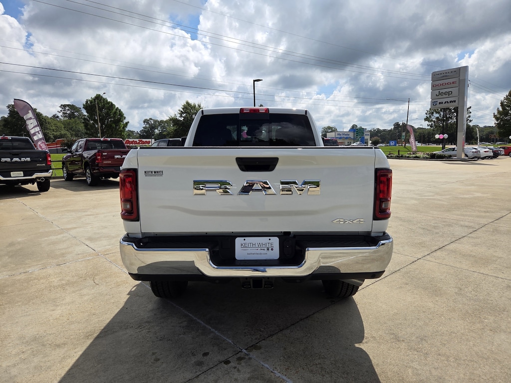 New 2026 Ram 2500 TRADESMAN CREW CAB 4X4 6'4 BOX Pickup