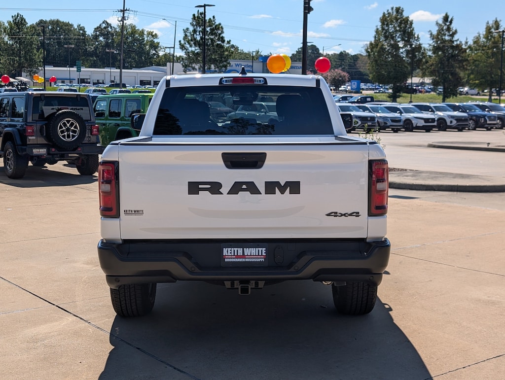 New 2027 Ram 1500 TRADESMAN CREW CAB 4X4 5'7 BOX Pickup