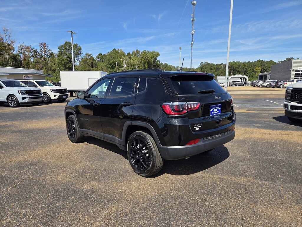 Used 2025 Jeep Compass Latitude Latitude 4x4