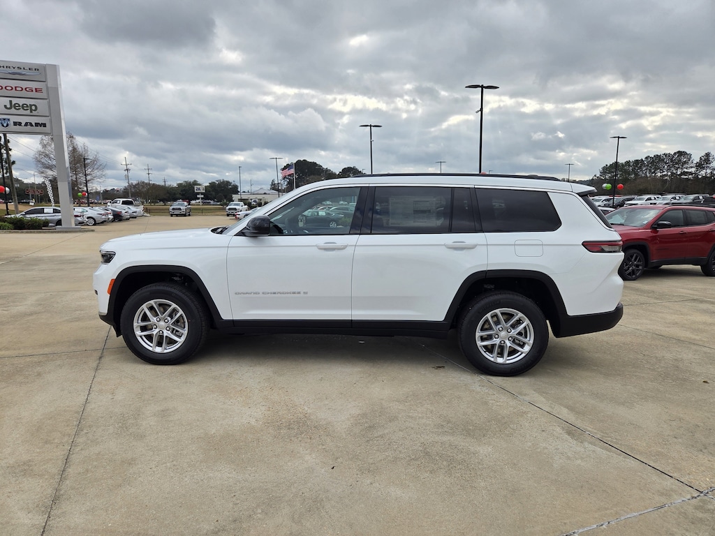 New 2025 Jeep Grand Cherokee L LAREDO X 4X2 Sport Utility
