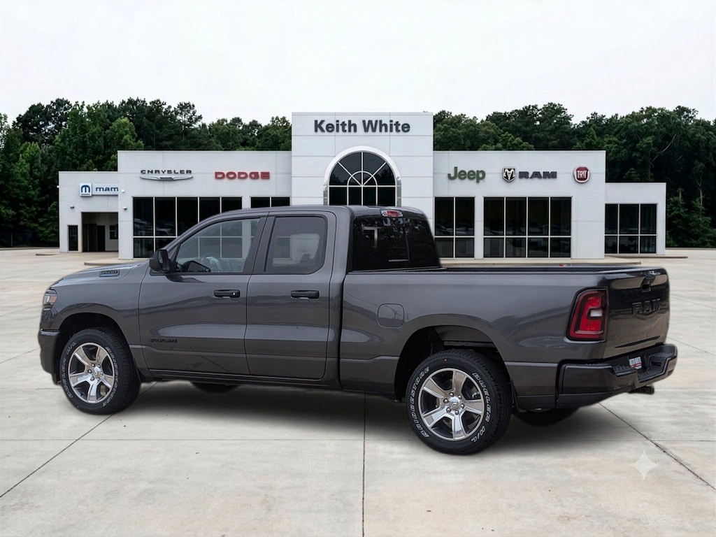 New 2026 Ram 1500 EXPRESS QUAD CAB 4X2 6'4 BOX Pickup