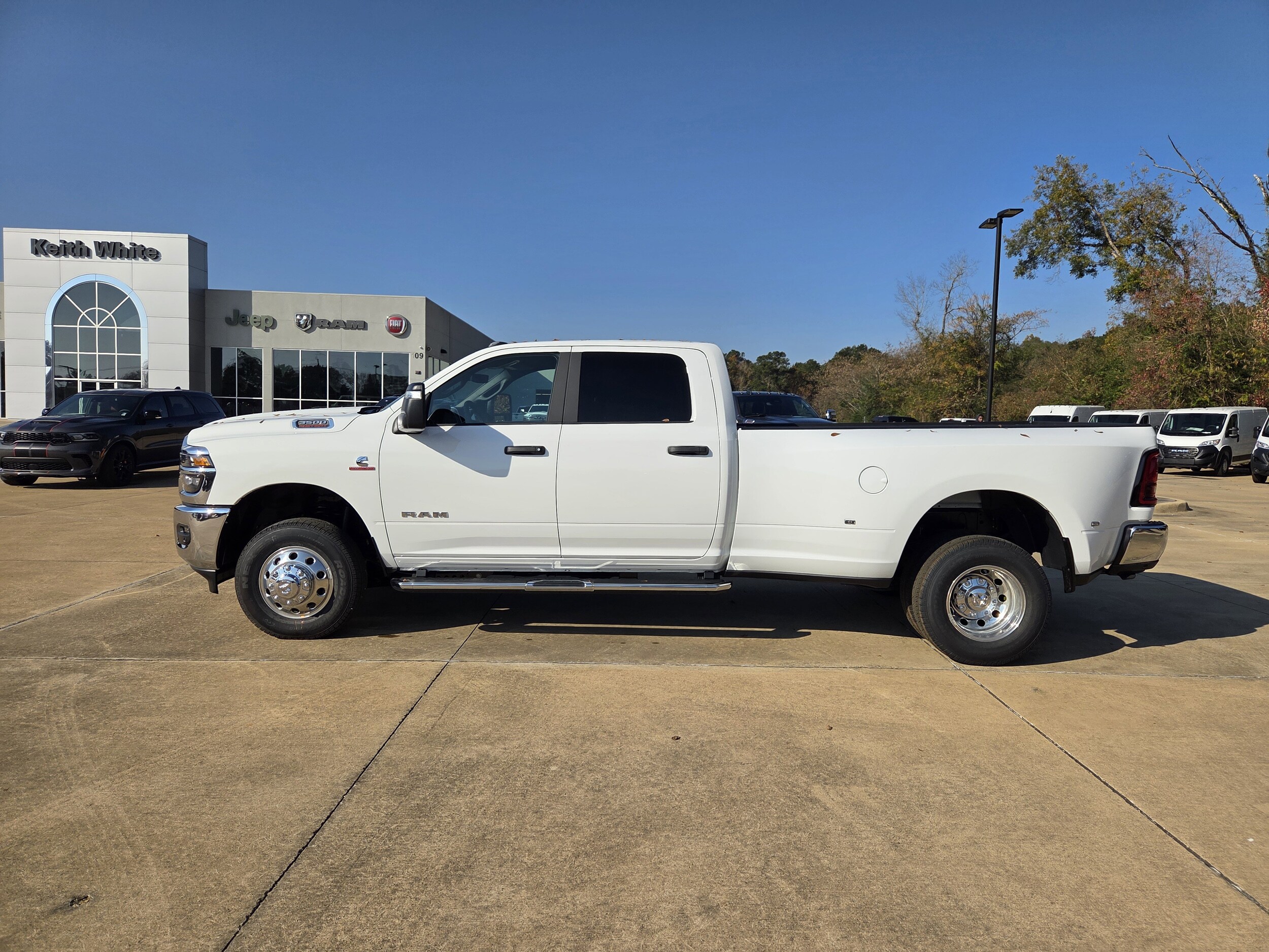 2026 Ram 3500 Big Horn photo 2