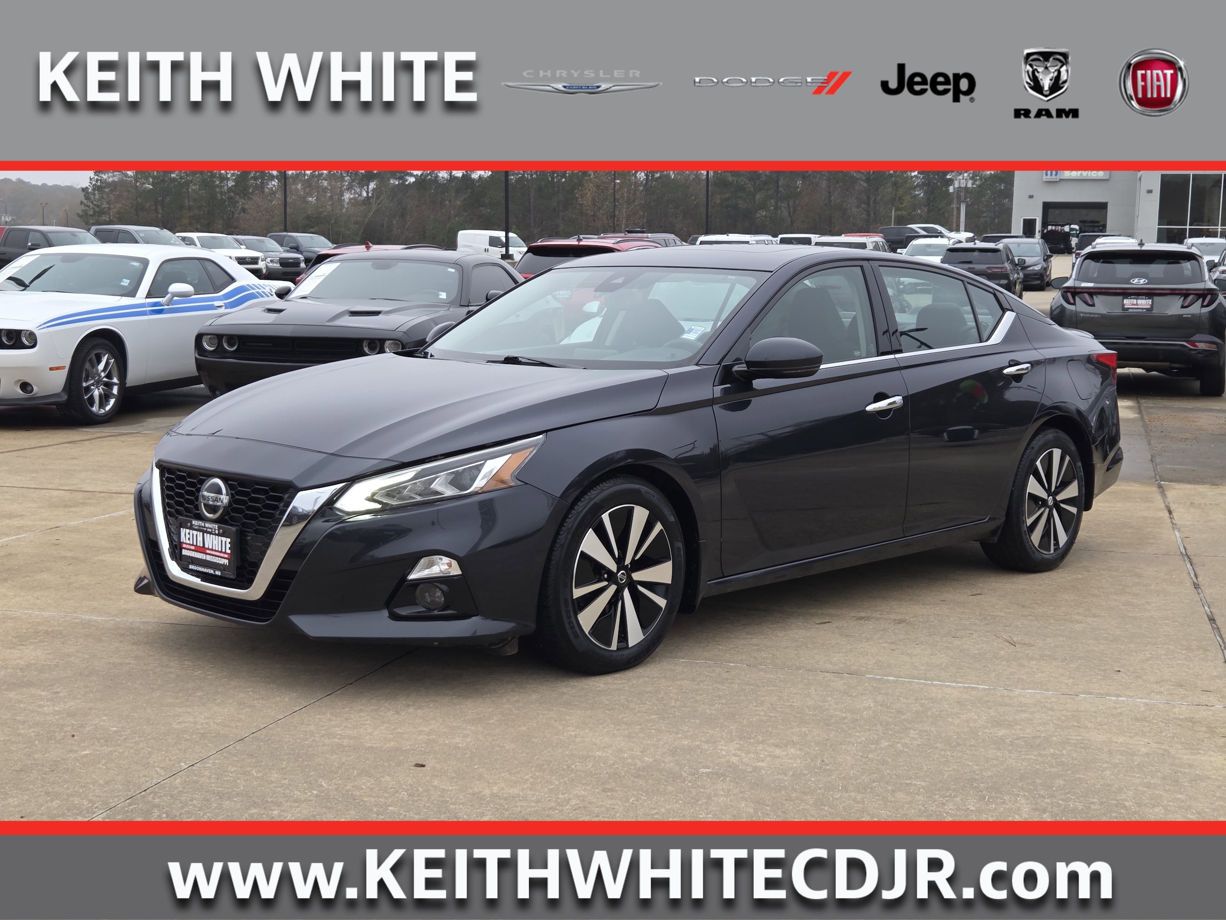 2020 Nissan Altima SL's photo