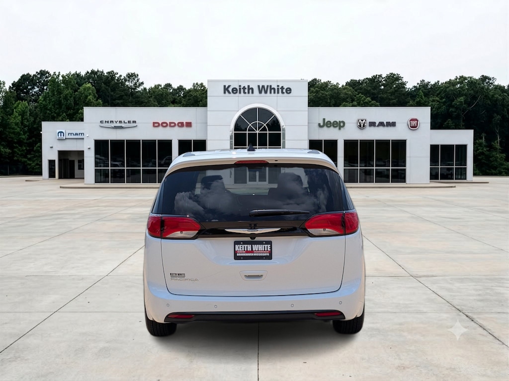 New 2027 Chrysler Pacifica LX Passenger Van