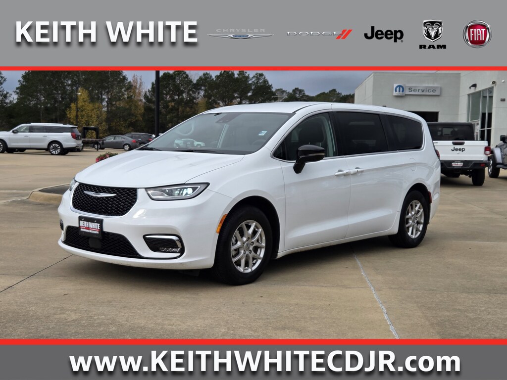 Used 2024 Chrysler Pacifica Touring L Touring L FWD