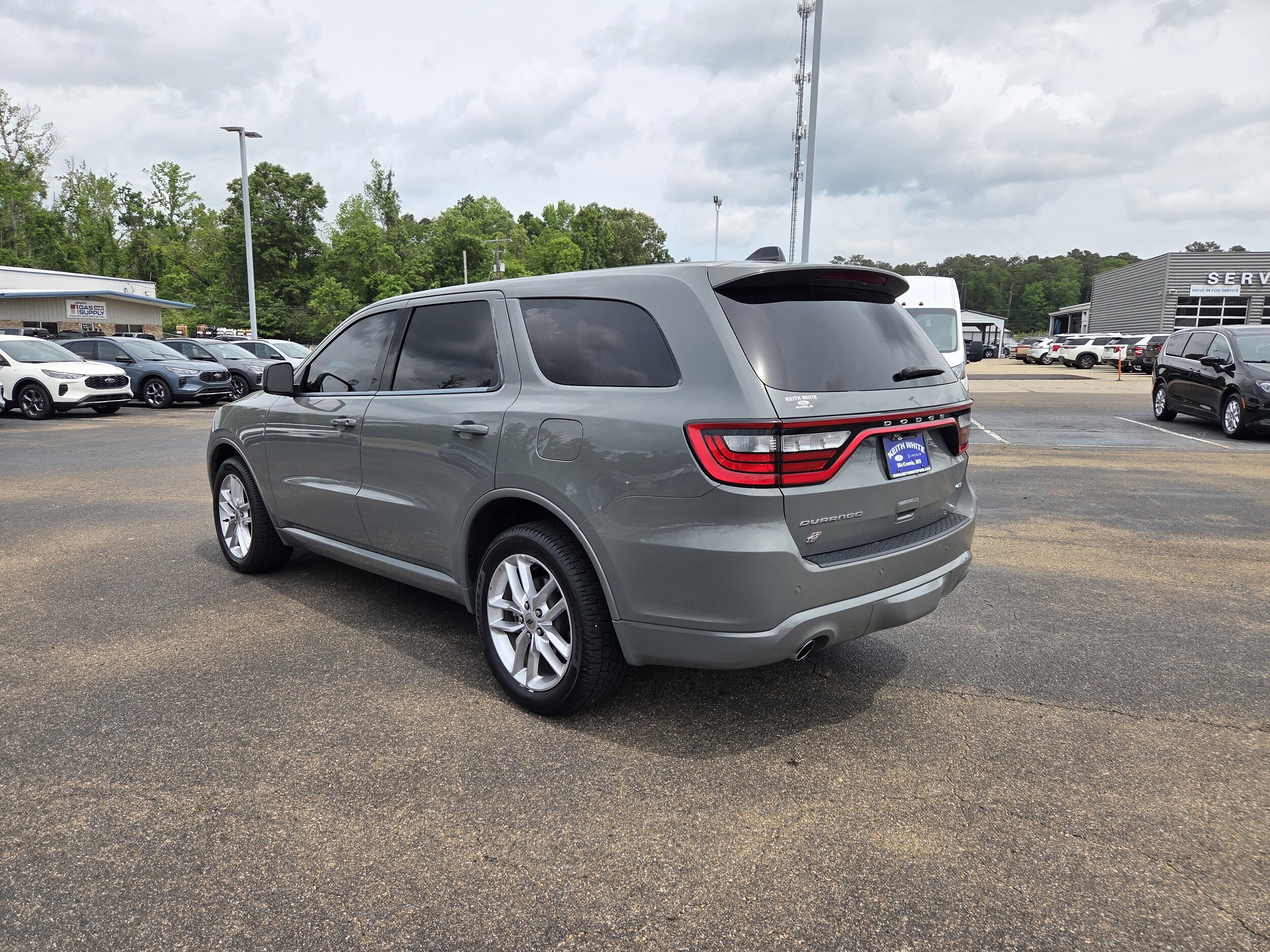 2023 Dodge Durango GT photo 3