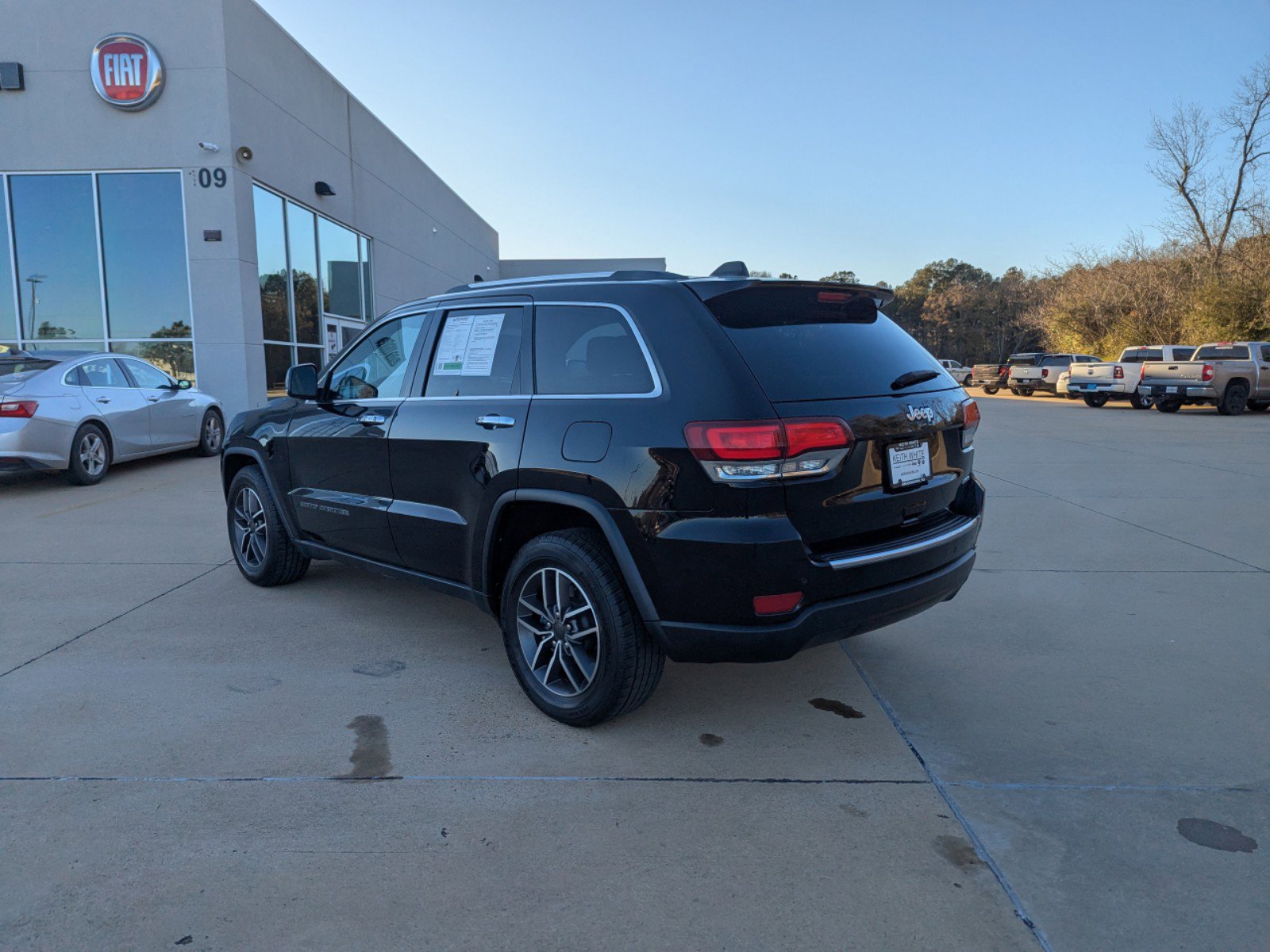 2021 Jeep Grand Cherokee Limited photo 3