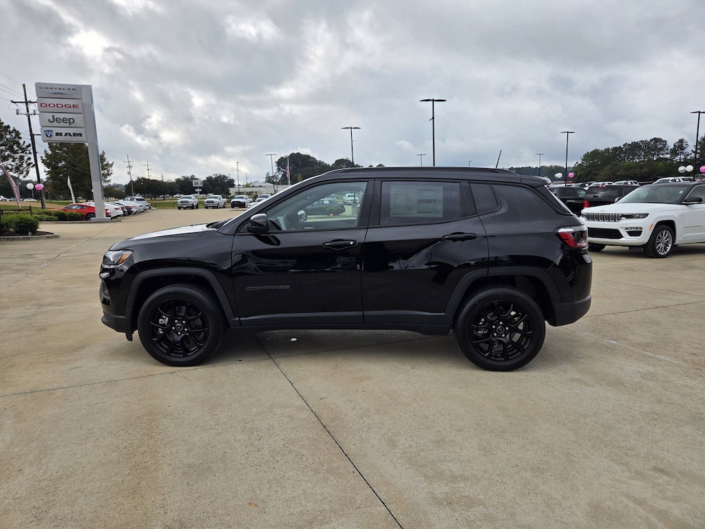 New 2026 Jeep Compass LATITUDE ALTITUDE 4X4 Sport Utility