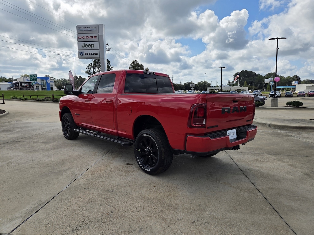 New 2026 Ram 2500 LARAMIE CREW CAB 4X4 6'4 BOX Pickup