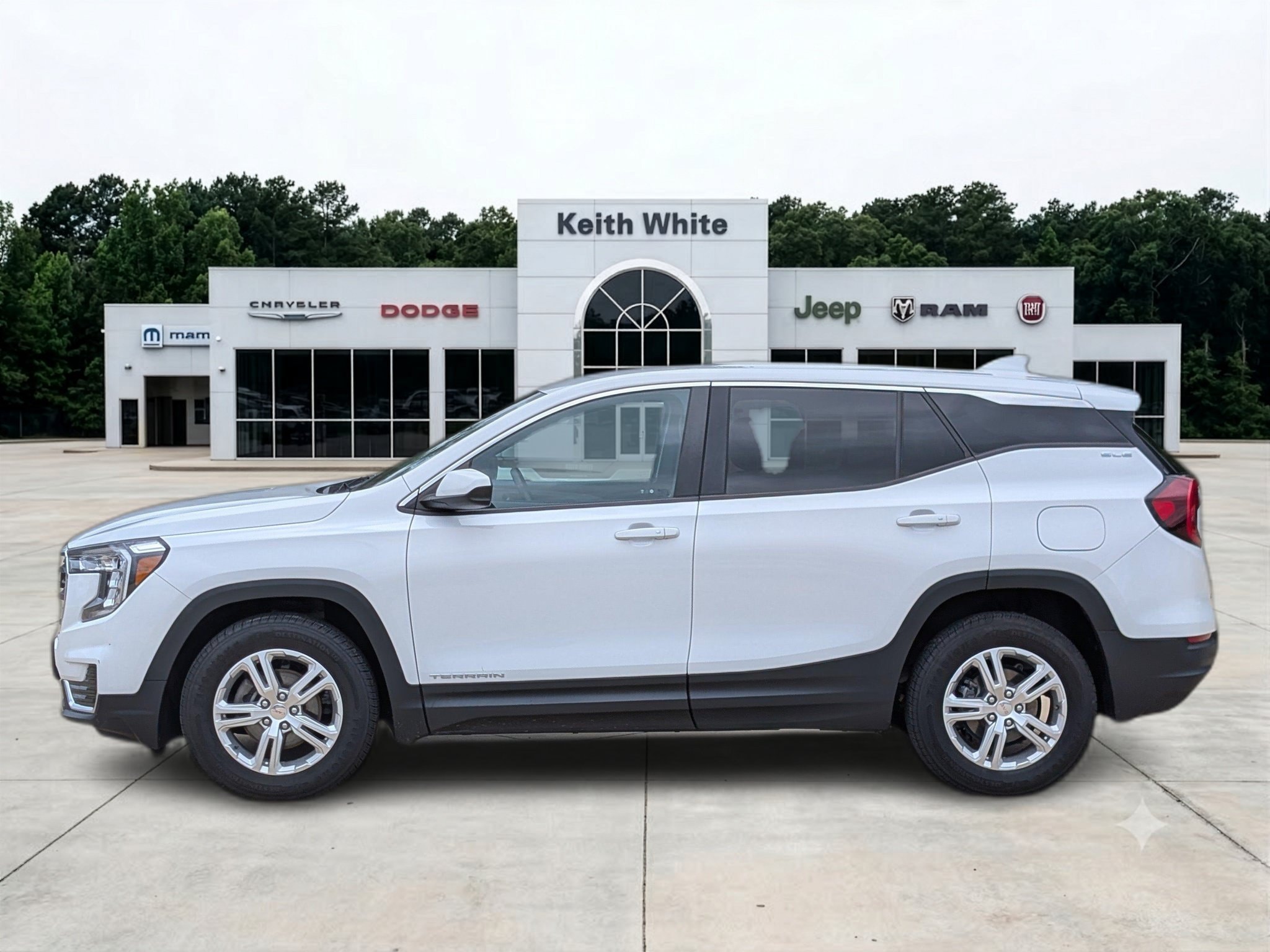 Used 2022 GMC Terrain SLE with VIN 3GKALMEV0NL208675 for sale in Brookhaven, MS