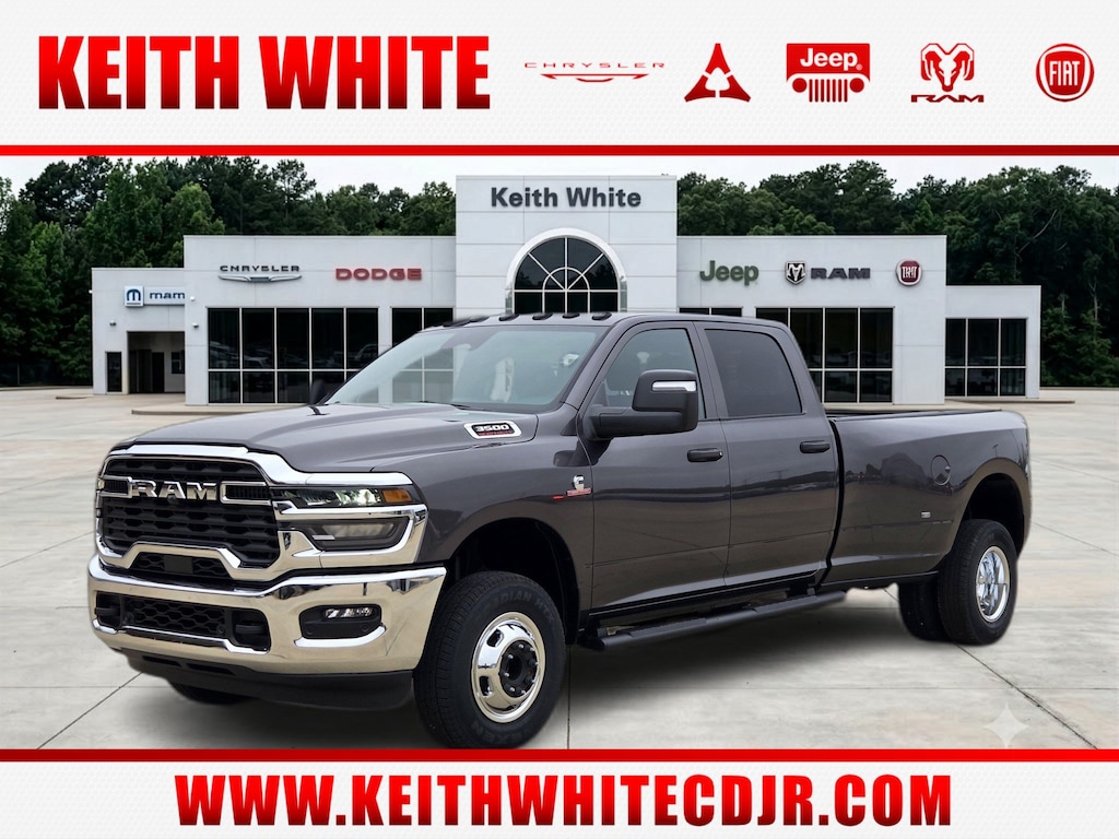 New 2026 Ram 3500 TRADESMAN CREW CAB 4X4 8' BOX Pickup