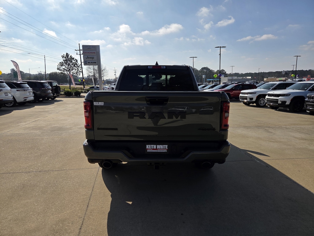 New 2026 Ram 1500 BIG HORN CREW CAB 4X4 5'7 BOX Pickup