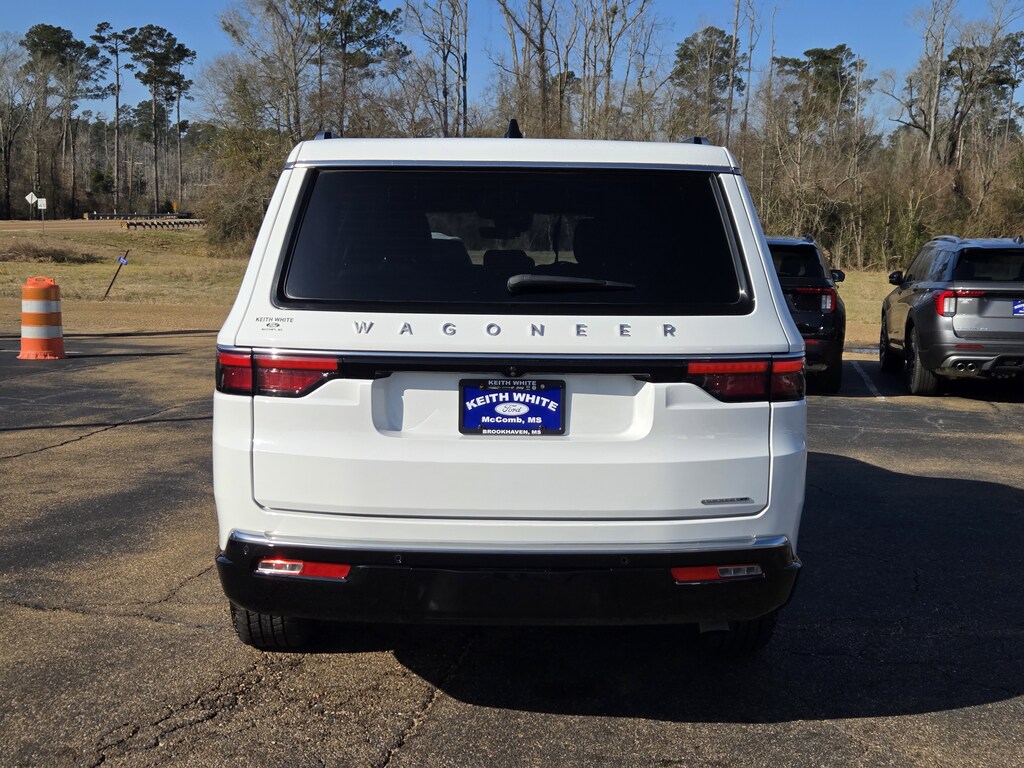 Used 2024 Jeep Wagoneer L Series II Series II 4x2 *Ltd Avail*