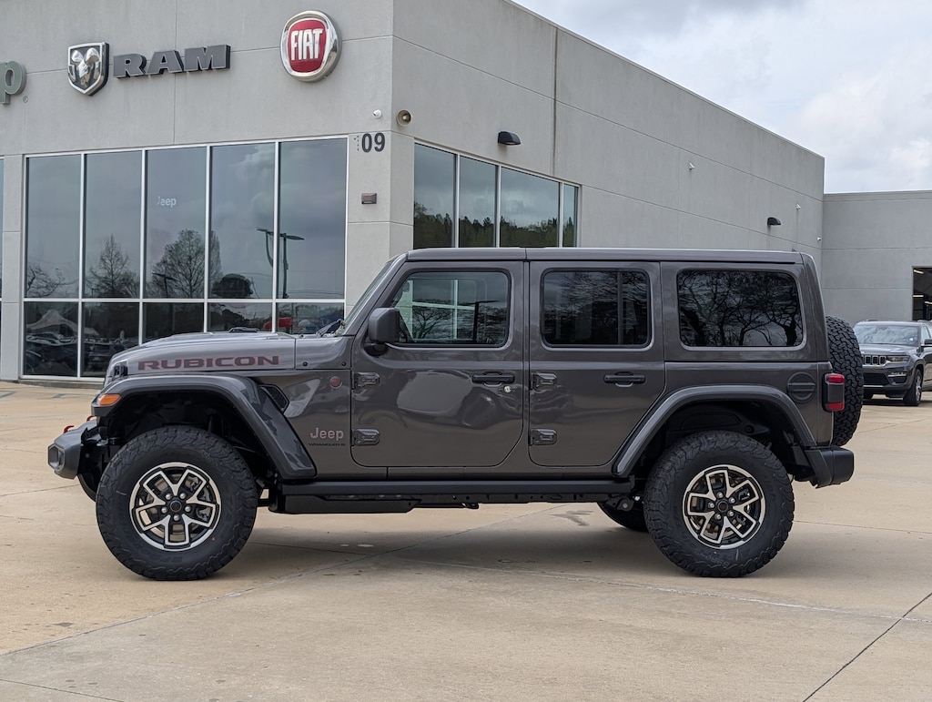 New 2026 Jeep Wrangler 4-DOOR RUBICON Sport Utility