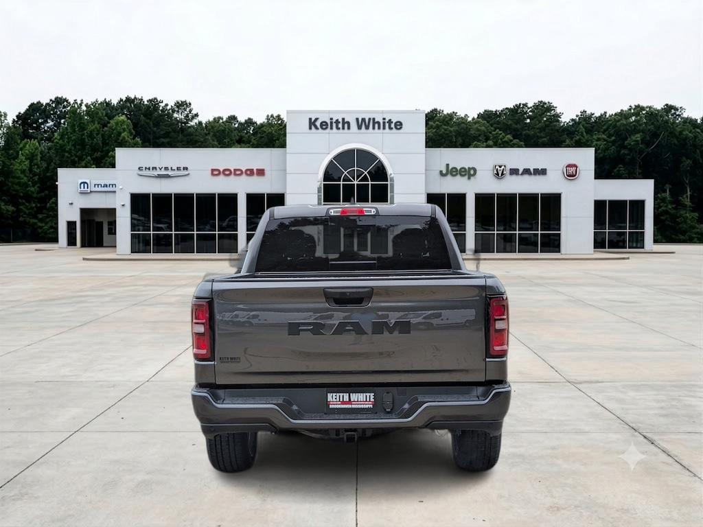 New 2026 Ram 1500 EXPRESS QUAD CAB 4X2 6'4 BOX Pickup