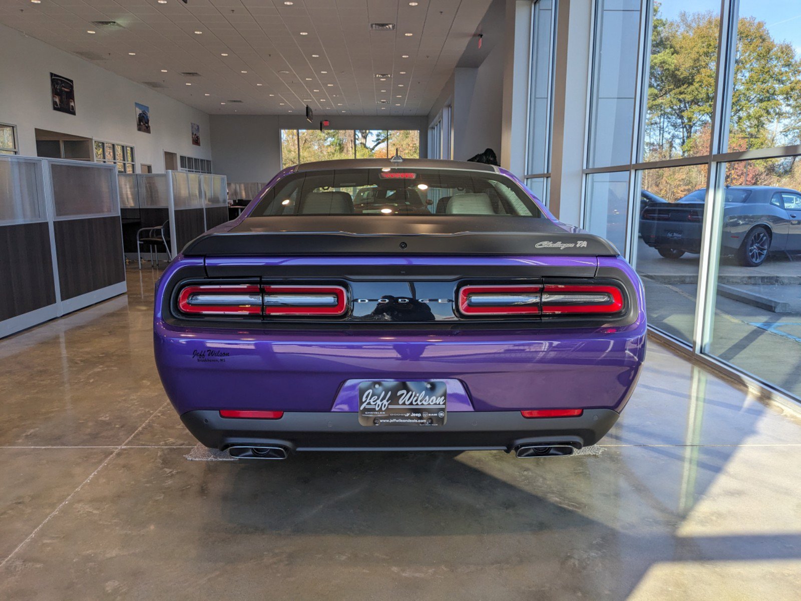 2023 Dodge Challenger R/T Scat Pack photo 3