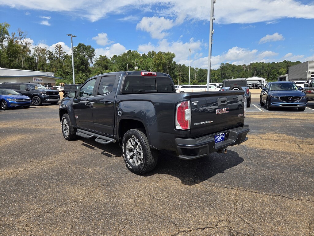 Used 2019 GMC Canyon 4WD All Terrain w/Leather 4WD Crew Cab 128.3 All Terrain w/Leather