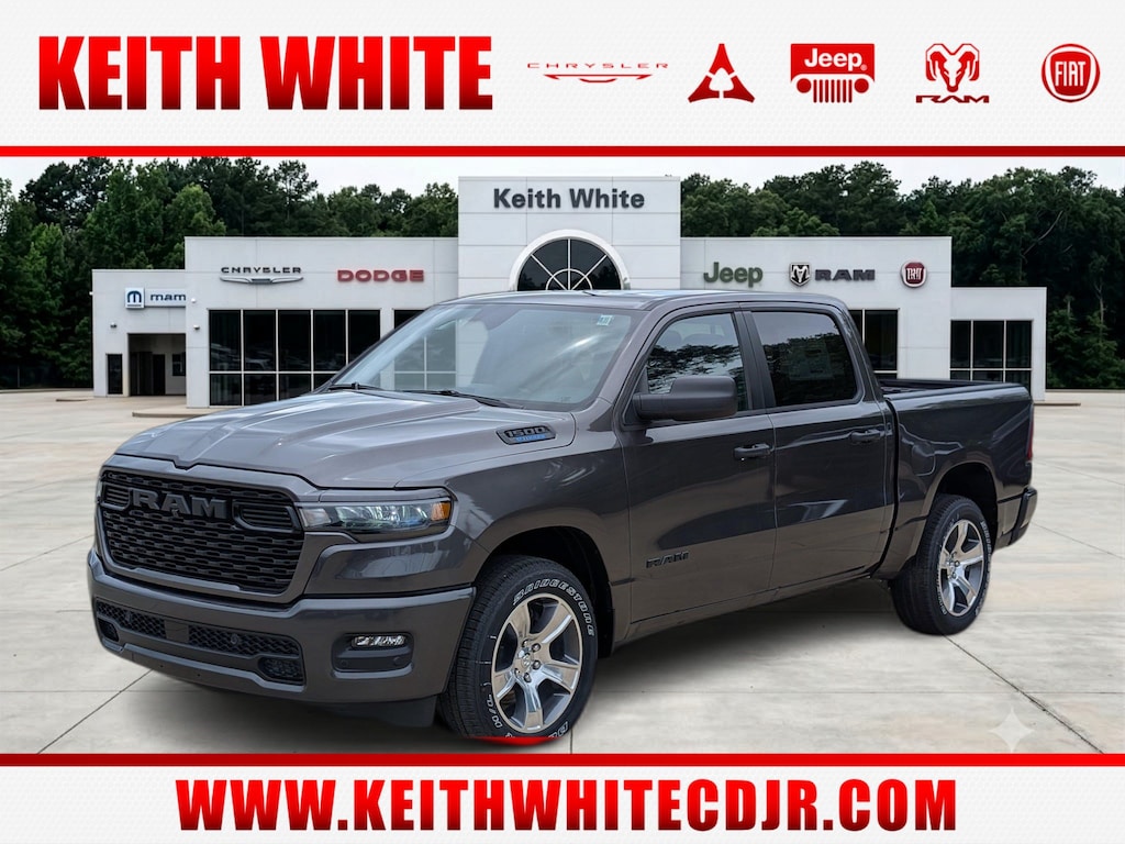 New 2026 Ram 1500 EXPRESS CREW CAB 4X2 5'7 BOX Pickup