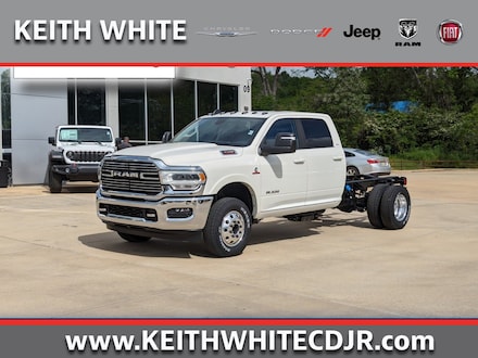 2024 Ram 3500 Chassis Cab 3500 LARAMIE CREW CAB CHASSIS 4X4 60' CA Pickup