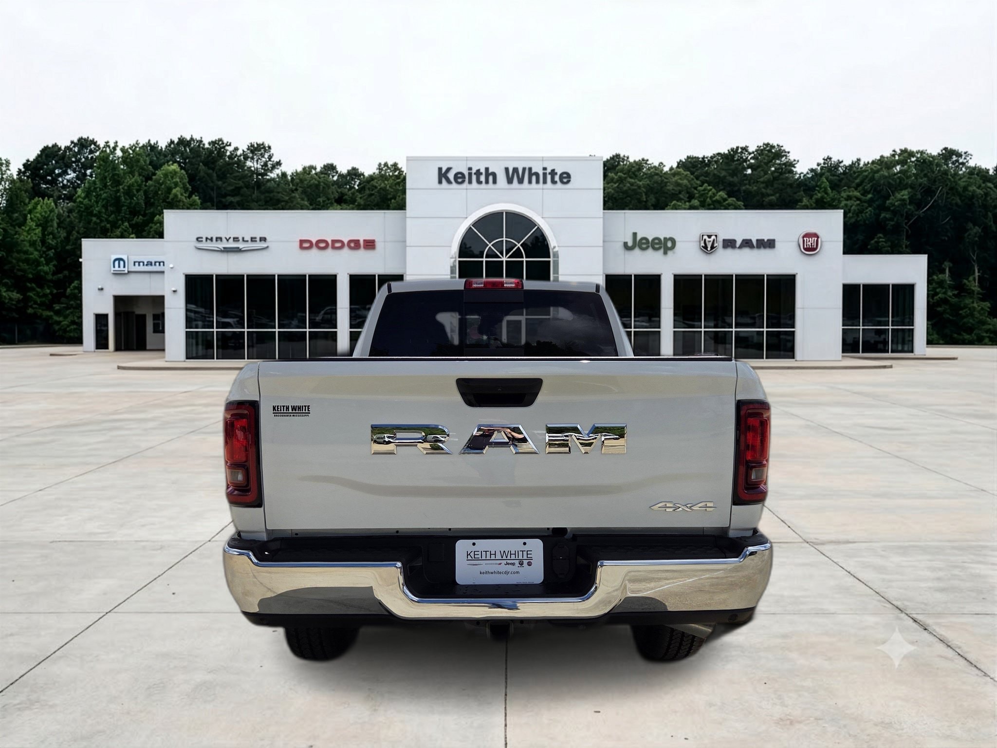 2026 RAM 2500 Tradesman - Photo 4