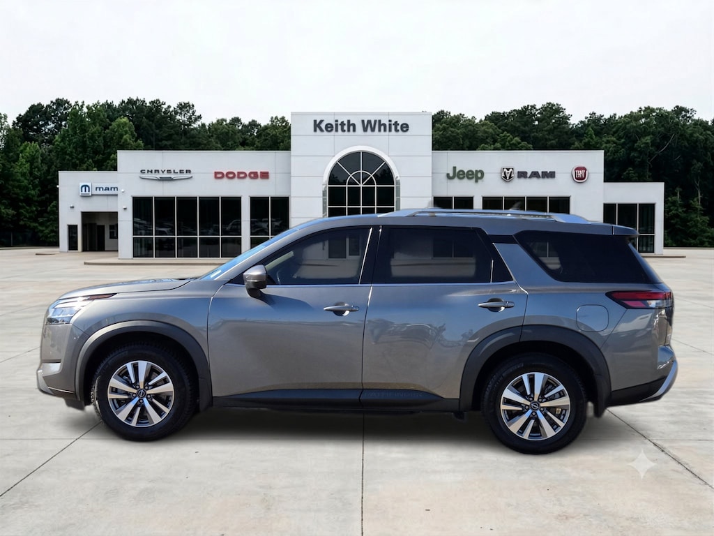 Used 2022 Nissan Pathfinder SL SL 4WD