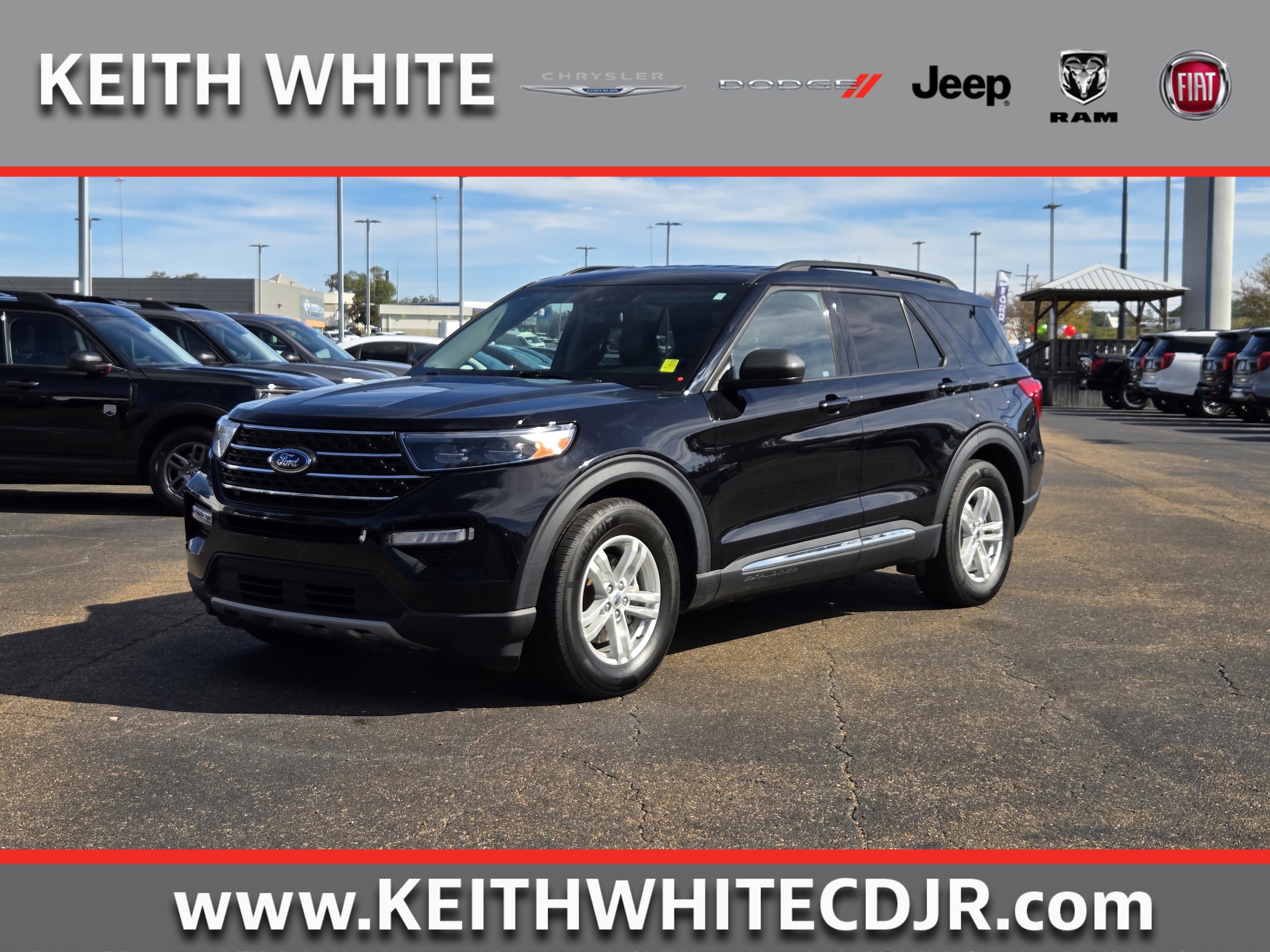 2023 Ford Explorer XLT's photo