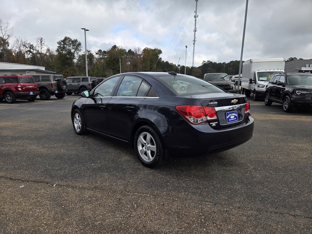 Used 2016 Chevrolet Cruze Limited LT Sedan